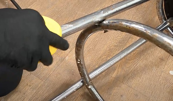 removing rust from stainless steel chair